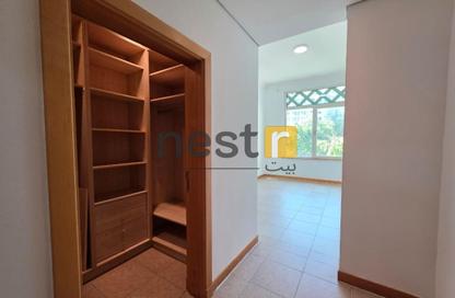Apartment - 1 Bedroom - 2 Bathrooms for rent in Al Hallawi - Shoreline Apartments - Palm Jumeirah - Dubai