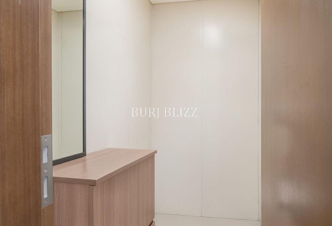 High-End 1BR | Modern Interiors | Well-Lit photo 8