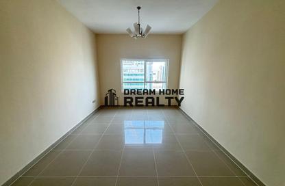 Apartment - 1 Bedroom - 2 Bathrooms for rent in New Al Taawun Road - Al Taawun - Sharjah Apartment - 1 Bedroom - 2 Bathrooms for rent in New Al Taawun Road - Al Taawun - Sharjah