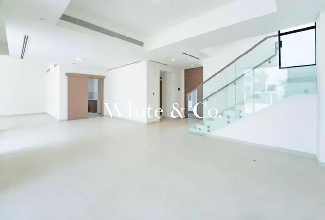 153292950 - Property Image 2