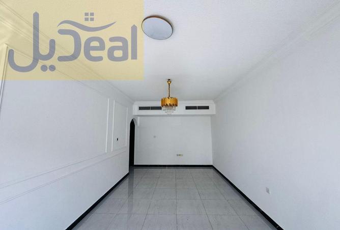 81132536 - Property Image 2