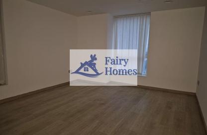 Office Space - Studio - 1 Bathroom for rent in Al Wahda Building - Port Saeed - Deira - Dubai
