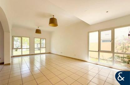 Villa - 5 Bedrooms - 5 Bathrooms for rent in Meadows 2 - Meadows - Dubai