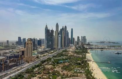 Apartment - 3 Bedrooms - 5 Bathrooms for sale in Palm Beach Towers 1 - Palm Beach Towers - Palm Jumeirah - Dubai