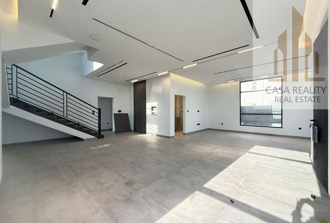 73869158 - Property Image 2