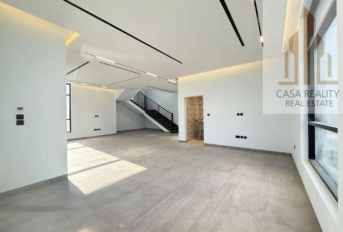 73869158 - Property Image 3