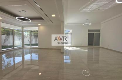 Villa - 5 - 6 for rent in Umm Suqeim 1 - Umm Suqeim - Dubai Villa - 5 - 6 for rent in Umm Suqeim 1 - Umm Suqeim - Dubai