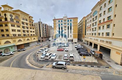 Apartment - 2 Bedrooms - 3 Bathrooms for rent in Muwaileh 3 Building - Muwaileh - Sharjah