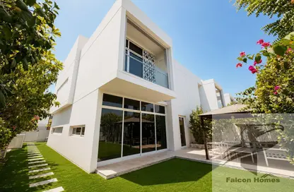 Villa - 3 Bedrooms - 4 Bathrooms for rent in Arabella Townhouses 2 - Arabella Townhouses - Mudon - Dubai