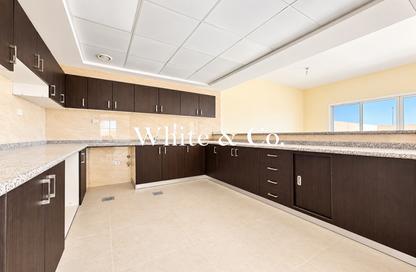 Townhouse - 4 - 4 for rent in The Palmarosa - Dubai