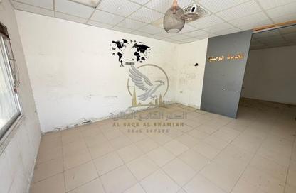 Warehouse - Studio - 3 Bathrooms for rent in Industrial Area 5 - Sharjah Industrial Area - Sharjah