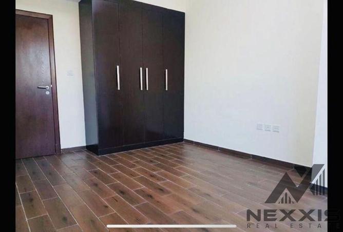 123831633 - Property Image 3
