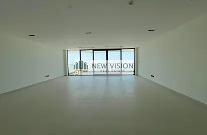 Apartment - 3 Bedrooms - 5 Bathrooms for rent in Sharjah Terraces - Al Khan Lagoon - Al Khan - Sharjah