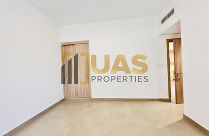 Apartment - 1 Bedroom - 2 Bathrooms for rent in Jumeirah Garden City - Al Satwa - Dubai