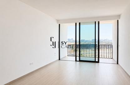 Apartment - Studio - 1 for sale in 11 Hills Park - Dubai Science Park - Dubai