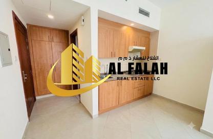 Apartment - Studio - 1 Bathroom for rent in Al Khan Corniche - Al Khan - Sharjah
