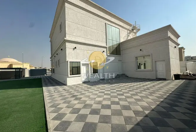 163701282 - Property Image 2