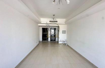 Apartment - 1 - 2 for rent in Al Majaz 3 - Al Majaz - Sharjah