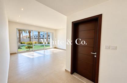 Villa - 5 - 6 for rent in Jumeirah 1 Villas - Jumeirah 1 - Jumeirah - Dubai