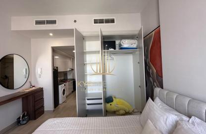 Apartment - Studio - 1 Bathroom for rent in Bloom Towers B - Bloom Towers - District 10 - Jumeirah Village Circle - Dubai