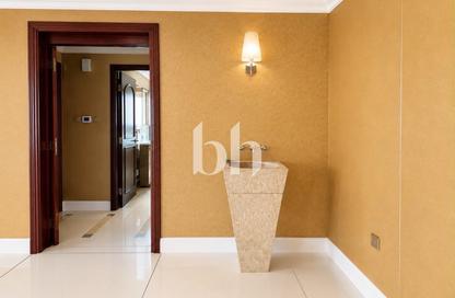 Apartment - 4 Bedrooms - 5 Bathrooms for rent in The Zen Tower - Dubai Marina - Dubai