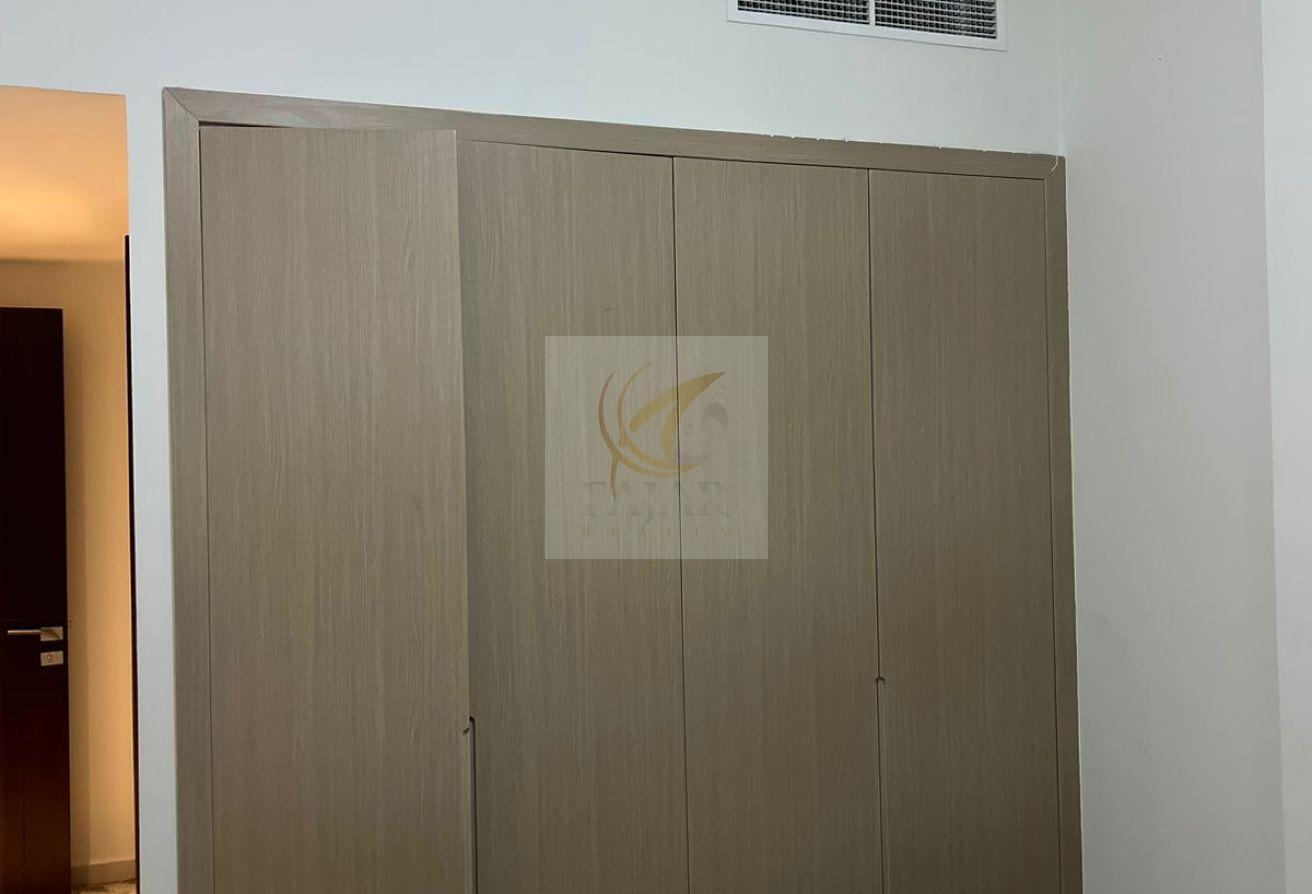 Bright and Fully Furnished Apt - Multiple Units photo 18