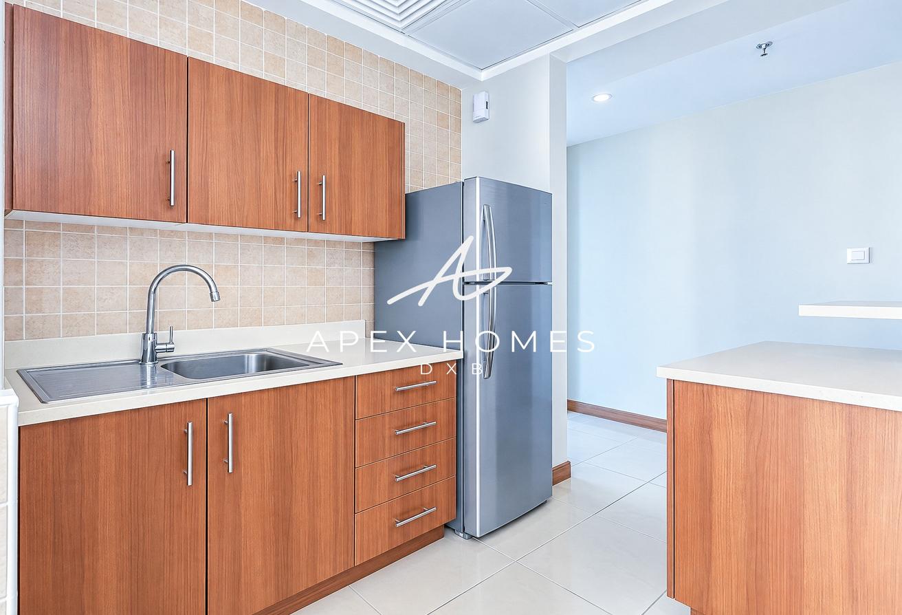 Unfurnished | Massive Layout | Great Location photo 7