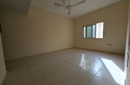 Apartment - 1 - 1 for rent in Muwailih Building - Muwaileh - Sharjah