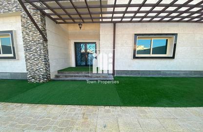 Villa - 6 Bedrooms - 7 Bathrooms for rent in Shakhbout City - Abu Dhabi Villa - 6 Bedrooms - 7 Bathrooms for rent in Shakhbout City - Abu Dhabi