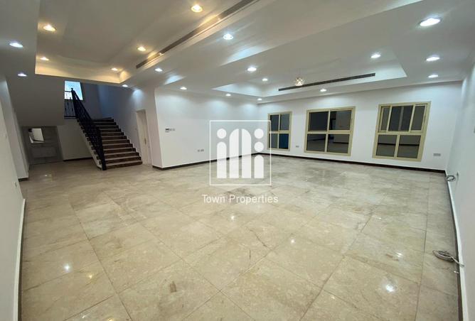 128366585 - Property Image 3
