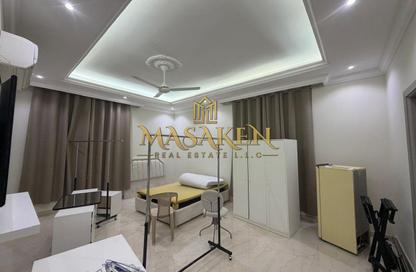 Villa - 4 - 6 for rent in Al Zaheya Gardens - Al Zahya - Ajman Villa - 4 - 6 for rent in Al Zaheya Gardens - Al Zahya - Ajman
