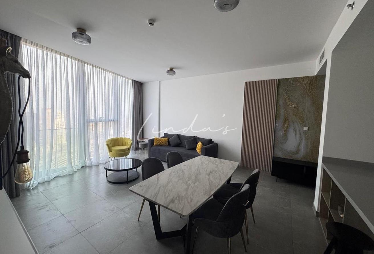 High Floor | Modern Furnished | Prime Location photo 3