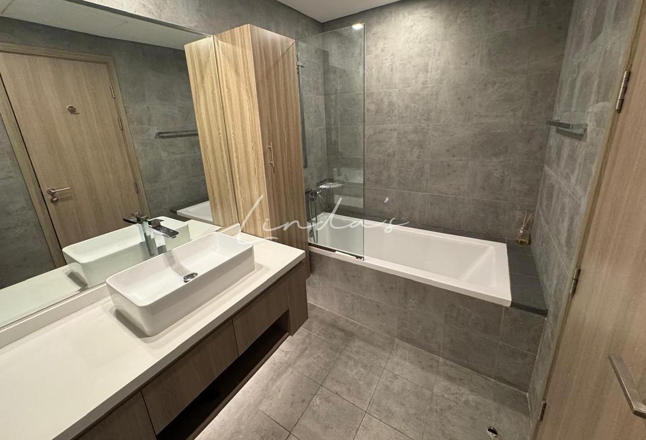 High Floor | Modern Furnished | Prime Location photo 10