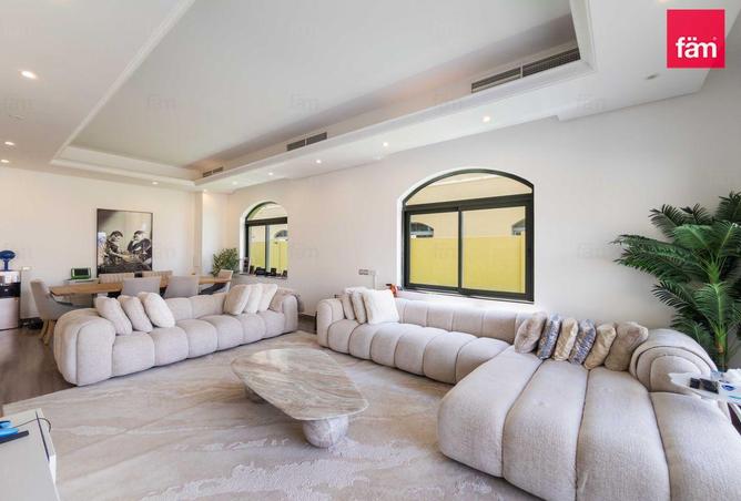 111407206 - Property Image 2