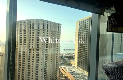 Apartment - 1 Bedroom - 1 Bathroom for rent in Shemara Tower - Marina Promenade - Dubai Marina - Dubai