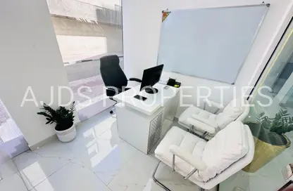 Office Space - 1 Bedroom - 1 Bathroom for rent in Reem Residency - Al Karama - Dubai
