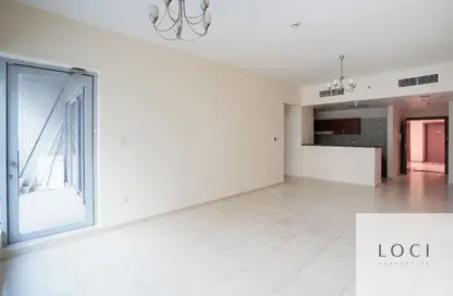 شقة - غرفة نوم - 2 حمامات للبيع في سكاي كورتس تاور E - أبراج سكاي كورتس - مجمع دبي ريزيدنس - دبي لاند - دبي