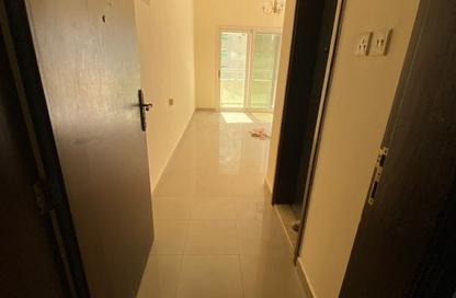 Apartment - 2 Bedrooms - 2 Bathrooms for rent in Abu Shagara building - Abu shagara - Sharjah