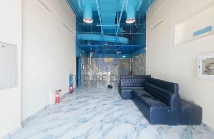 Shop - Studio for rent in Al Jaddaf Avenue - Al Jaddaf - Dubai