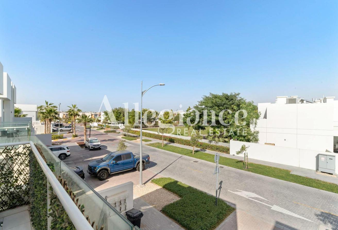Upgraded | Prime Location | Well-Maintained photo 18