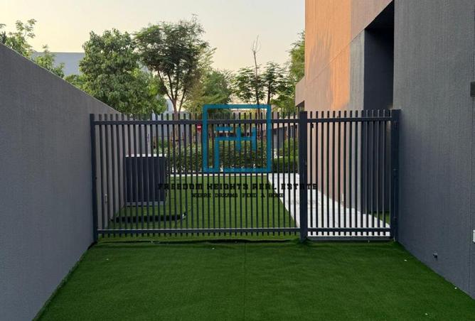 83253252 - Property Image 2