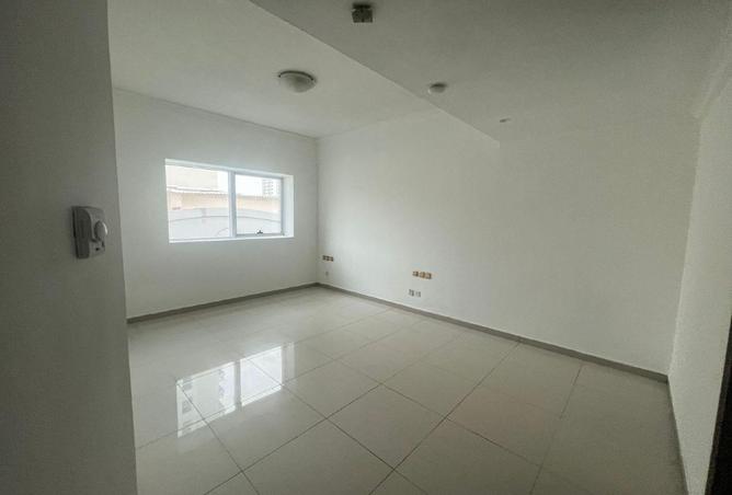 85768677 - Property Image 3
