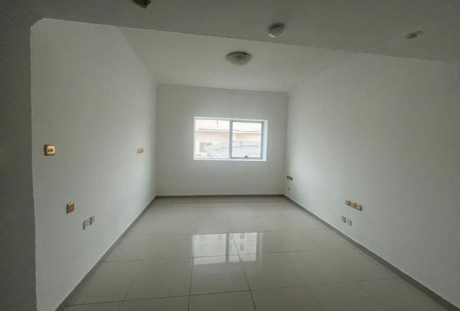 85768677 - Property Image 2