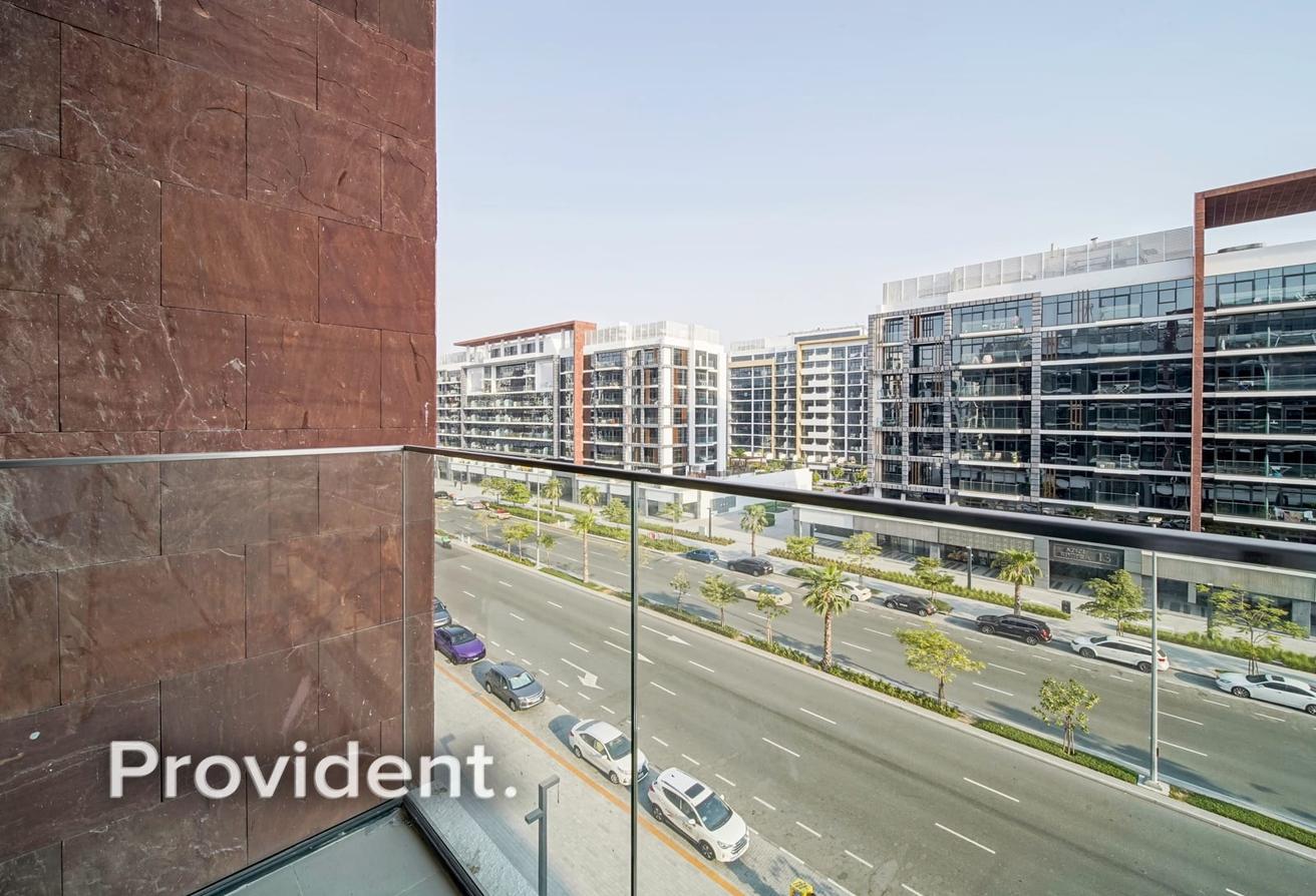 Unfurnished | Ready to Move | Mid Floor photo 12