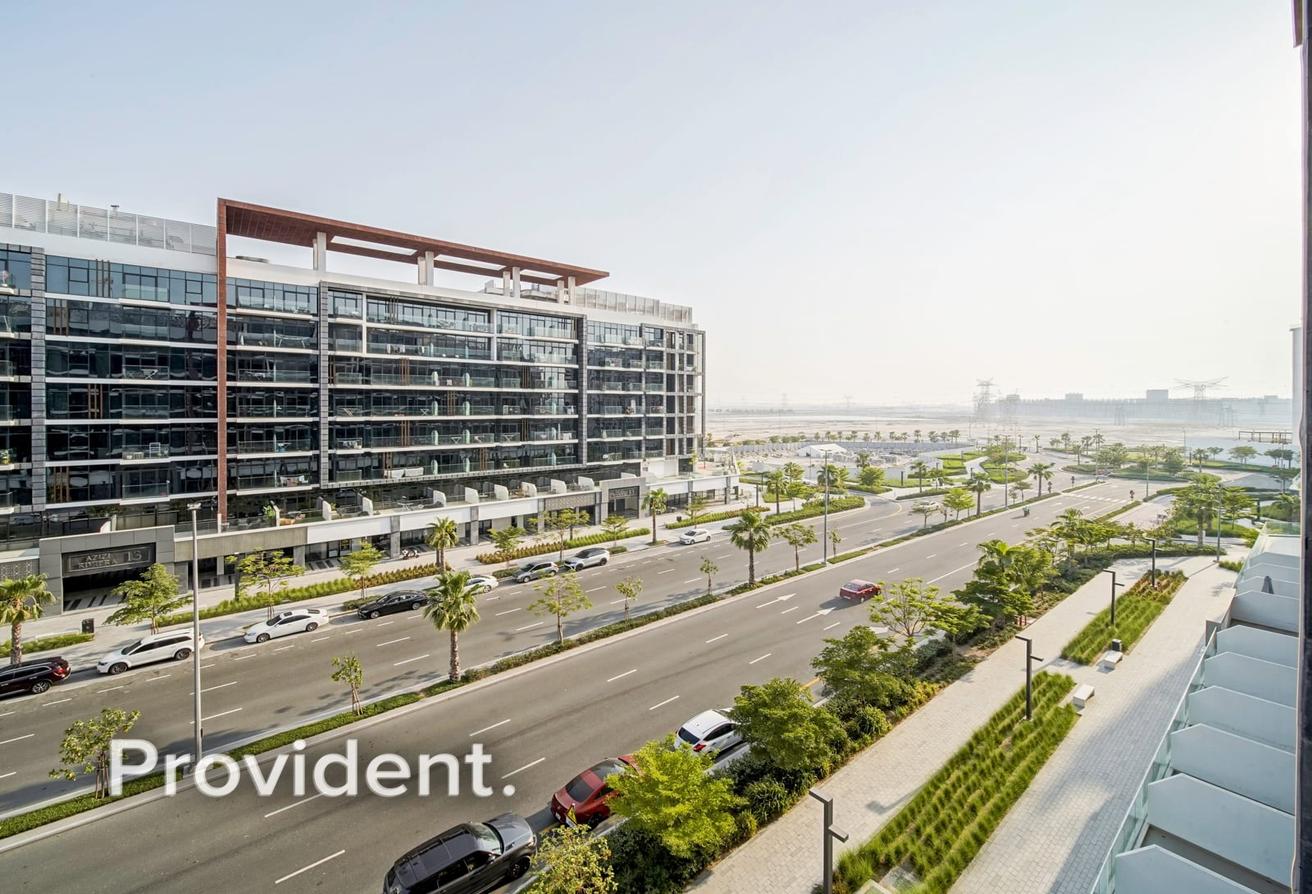 Unfurnished | Ready to Move | Mid Floor photo 13