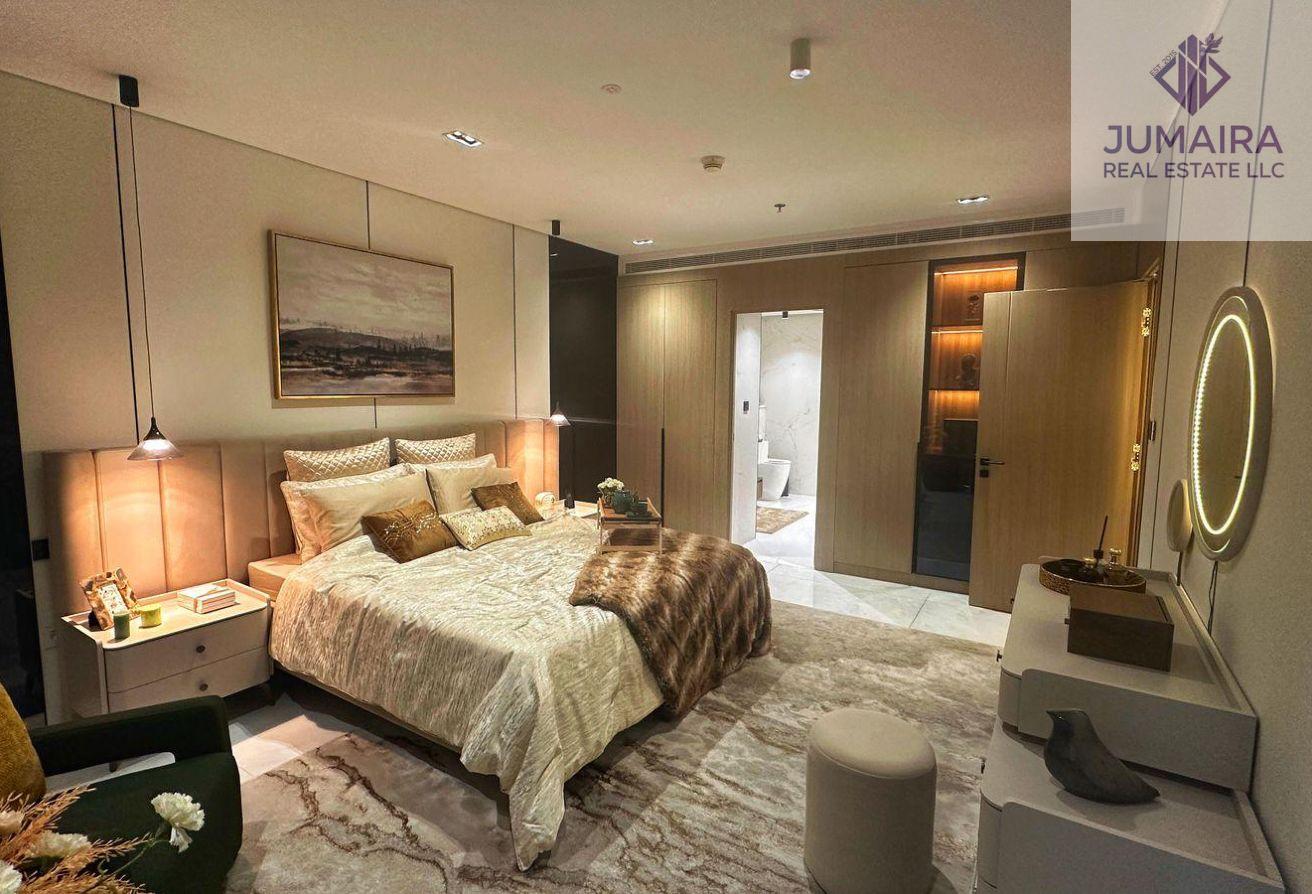 Azure  1BR Sea View High Floor 30% Discount