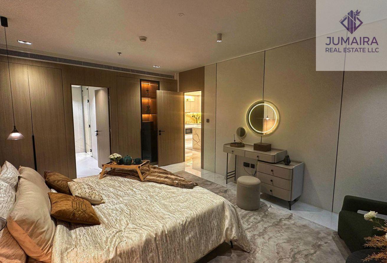 Azure  1BR Sea View High Floor 30% Discount