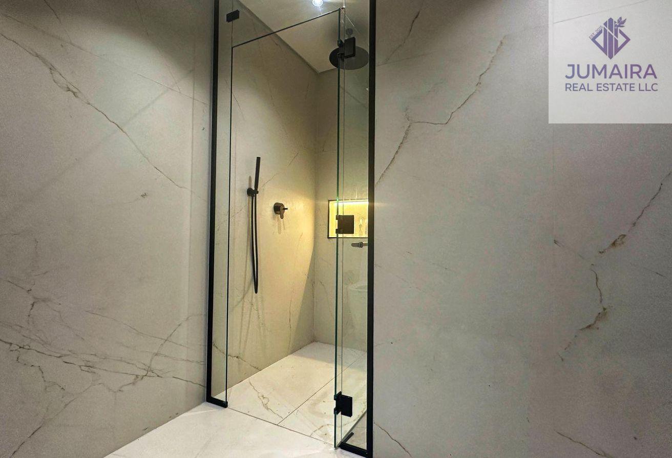 Azure  1BR Sea View High Floor 30% Discount