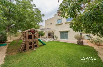 Villa - 4 Bedrooms - 3 Bathrooms for sale in Meadows 1 - Meadows - Dubai