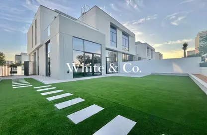 تاون هاوس - 4 غرف نوم - 5 حمامات للايجار في مروج الفرجان شرق - مروج الفرجان - الفرجان - دبي